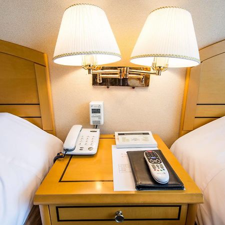 Hawaii Hotel Jeju Bagian luar foto